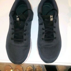 Womens Athletic Shoes